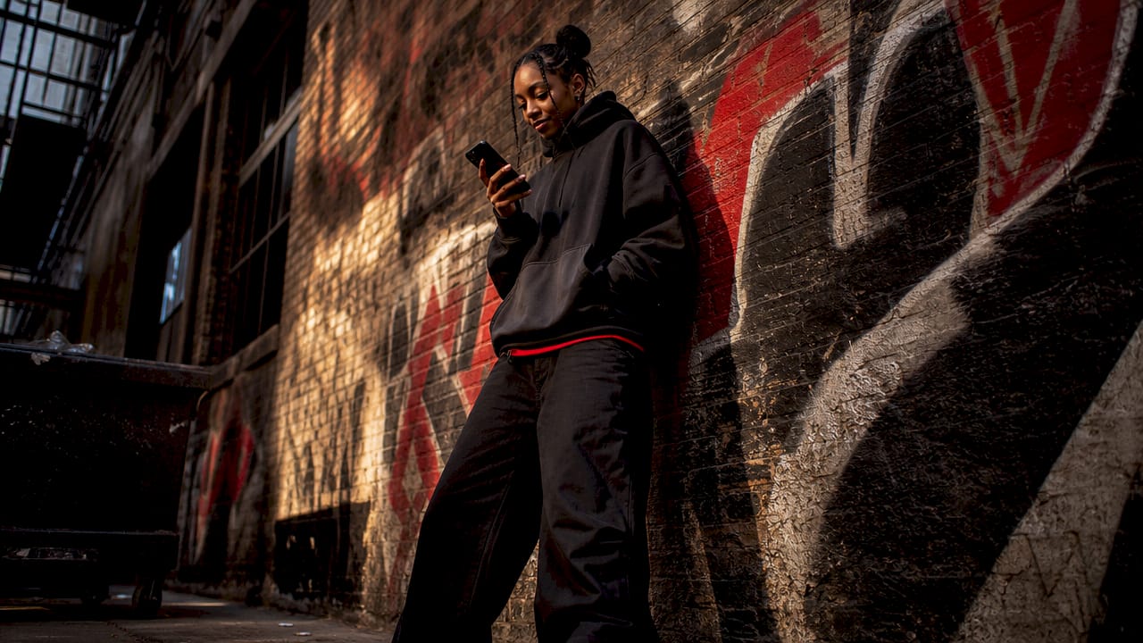 Why Oversized Silhouettes Dominate Streetwear in 2026